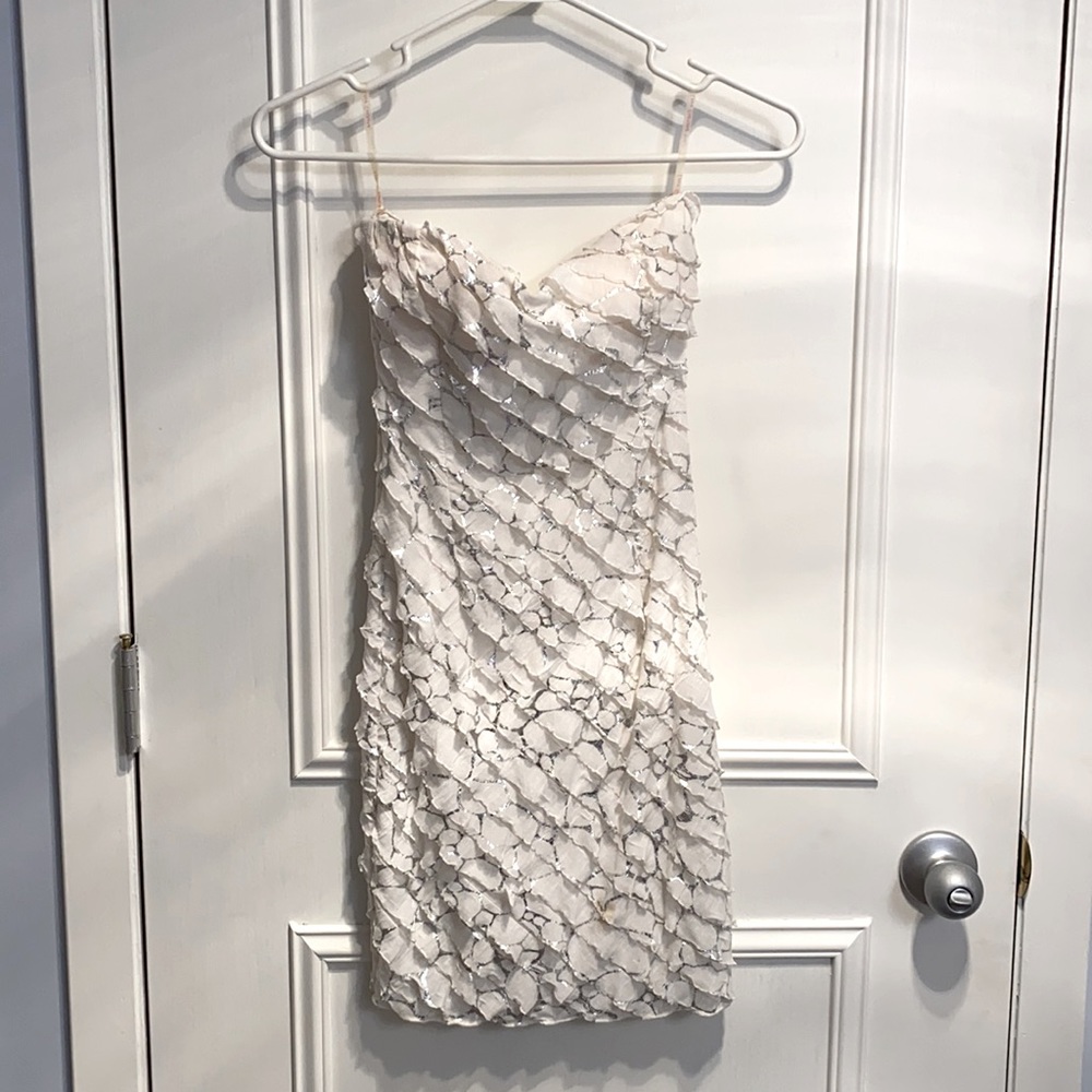 Cute strapless dress